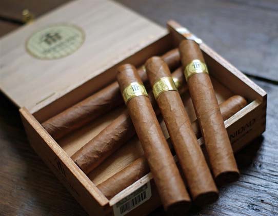 Trinidad Cigar 2